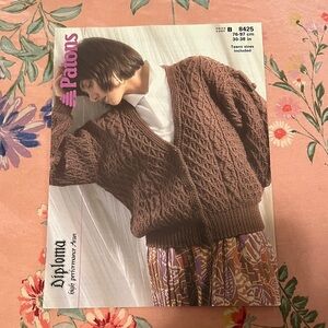 Vintage 1986 Women's Cardigan Knitting Pattern